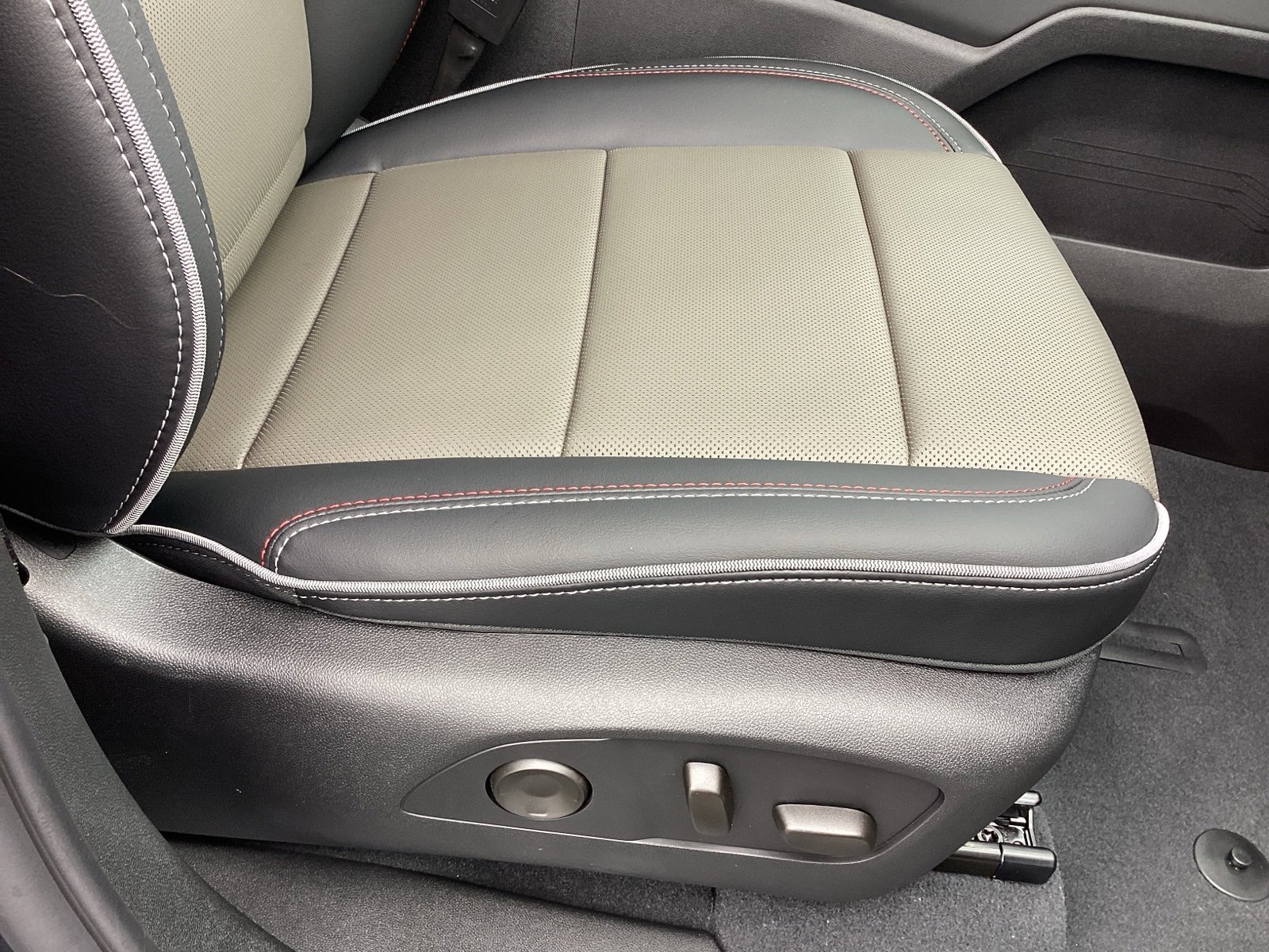 New 2026 Chevrolet Silverado EV Trail Boss w/ Plus Package image 21