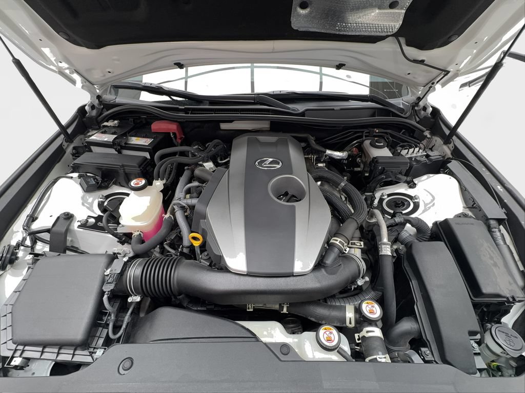 Used 2023 Lexus IS 300 w/ Comfort Package RWD image 18