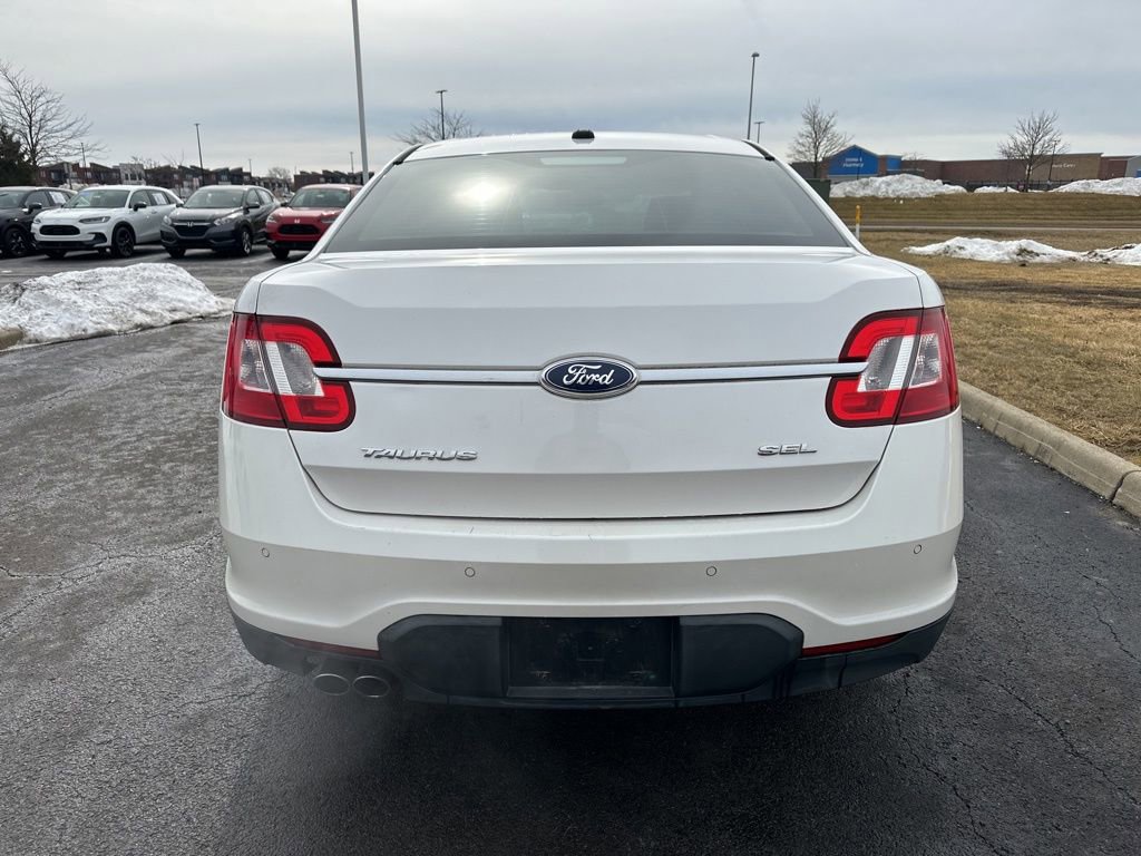 Used 2011 Ford Taurus SEL w/ 201A Rapid Spec Order Code image 9