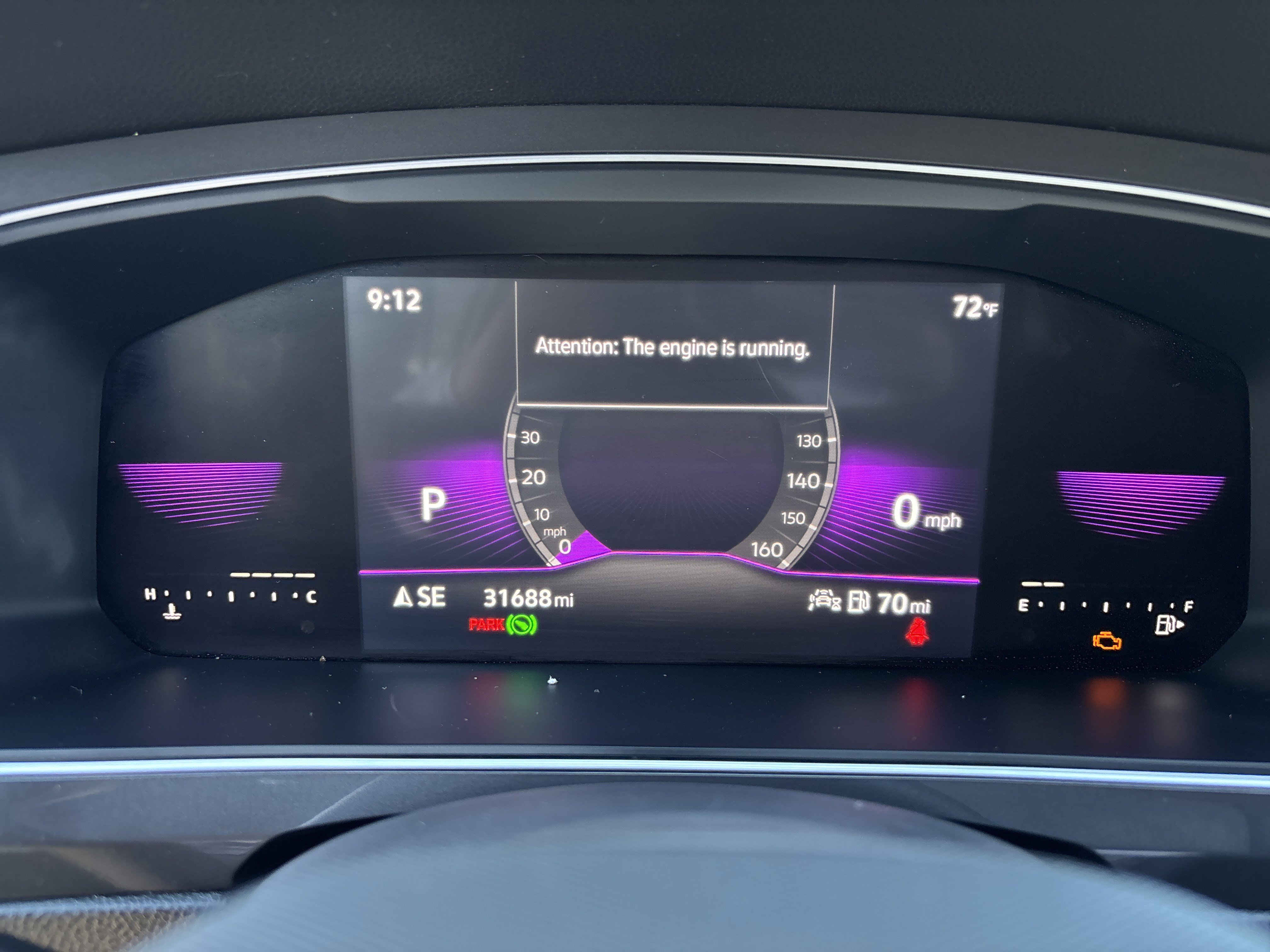 Used 2022 Volkswagen Tiguan SE R-Line image 28