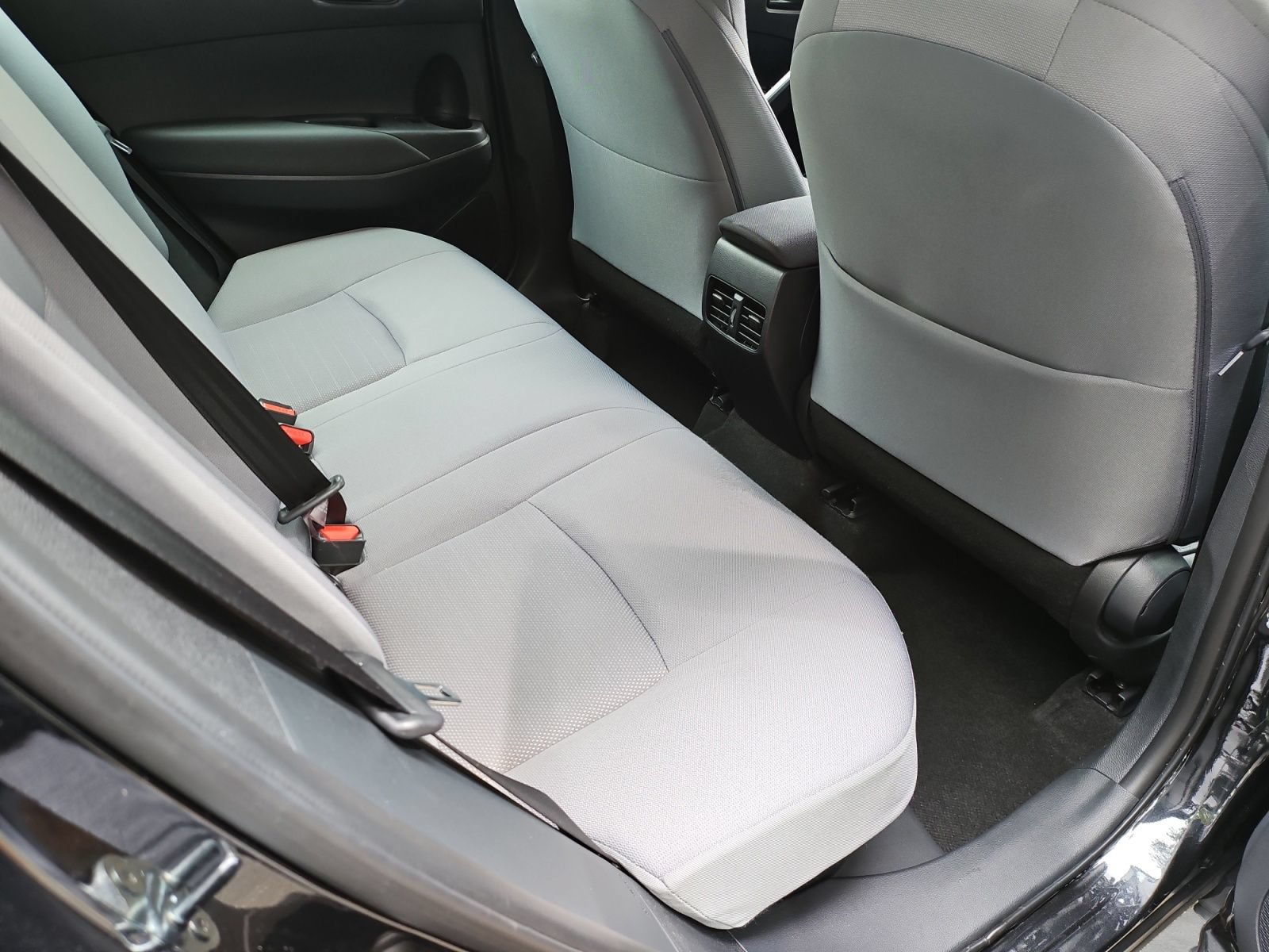 Used 2023 Toyota Corolla Cross AWD Hybrid image 32