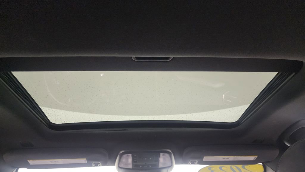 Used 2023 Dodge Durango GT image 34