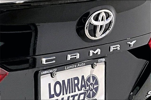 Used 2024 Toyota Camry SE image 40