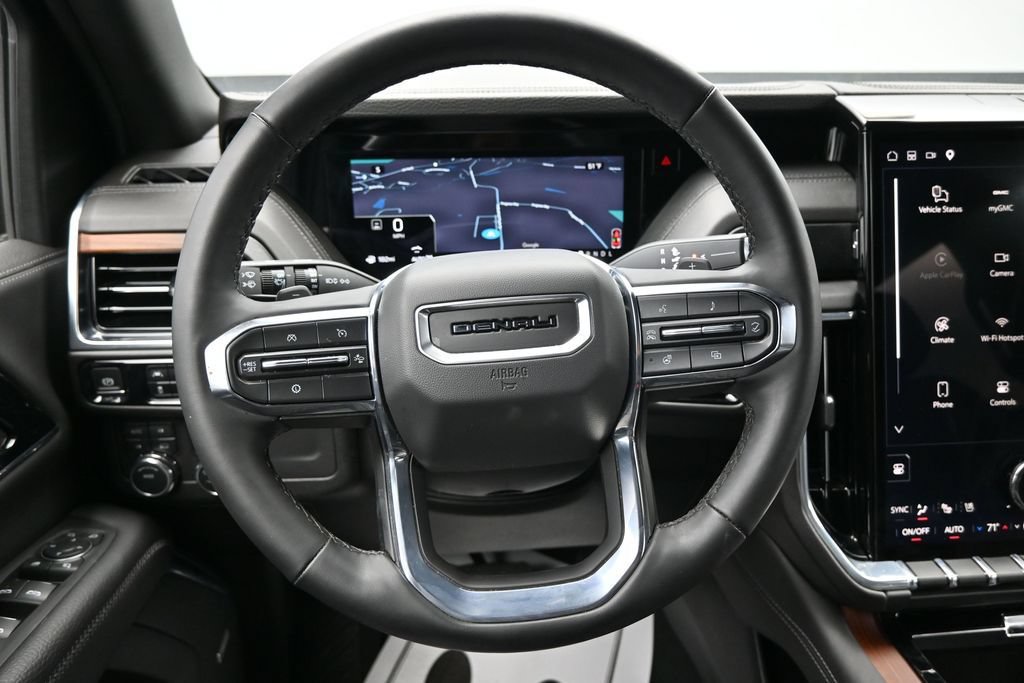 Used 2025 GMC Yukon XL Denali AWD/4WD image 15