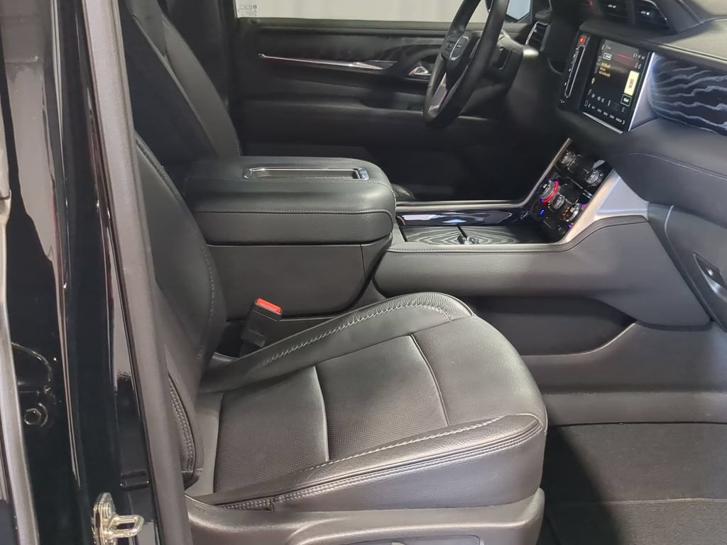 Used 2023 GMC Yukon Denali AWD/4WD image 27