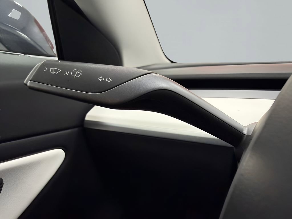 Used 2018 Tesla Model 3 Long Range AWD/4WD image 19