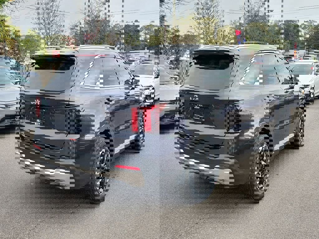 New 2026 Kia Sorento S image 6
