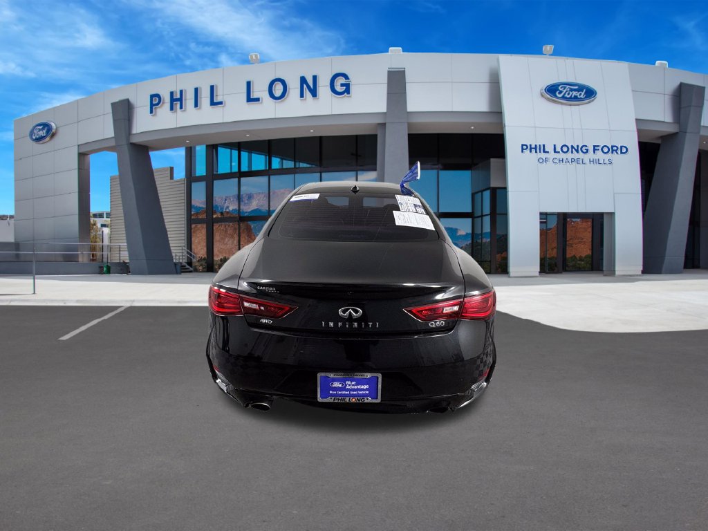 Used 2017 INFINITI Q60 2.0t w/ Premium Plus Package 2.0T AWD/4WD image 4