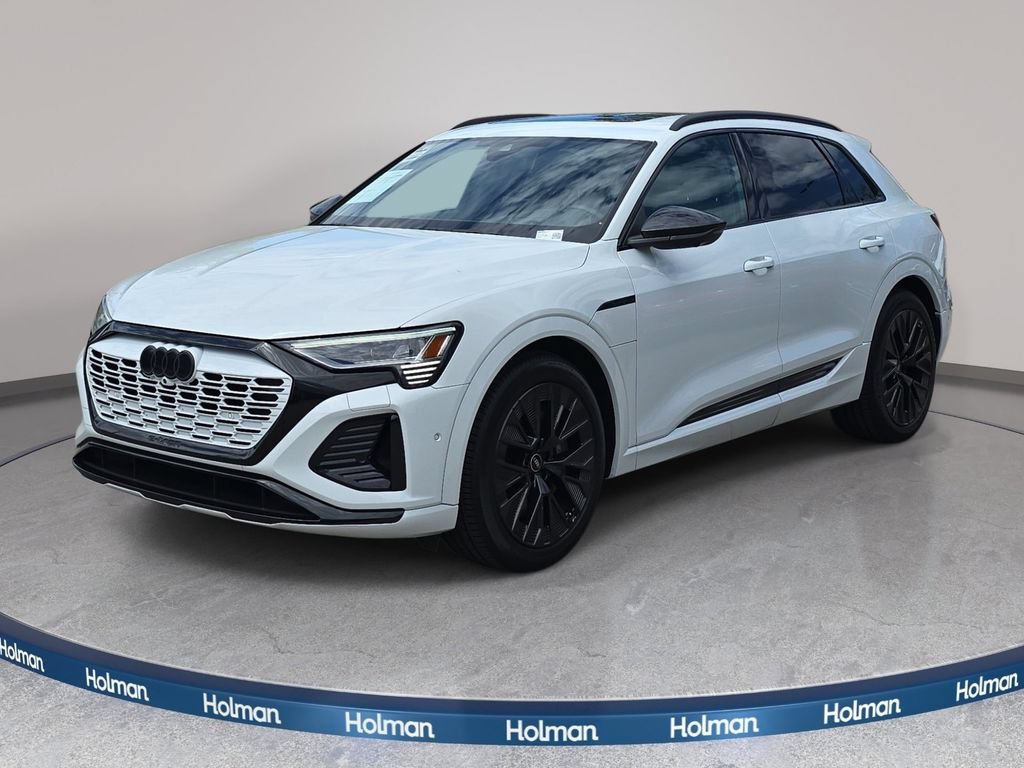 Used 2024 Audi Q8 e-tron Prestige AWD/4WD video 1