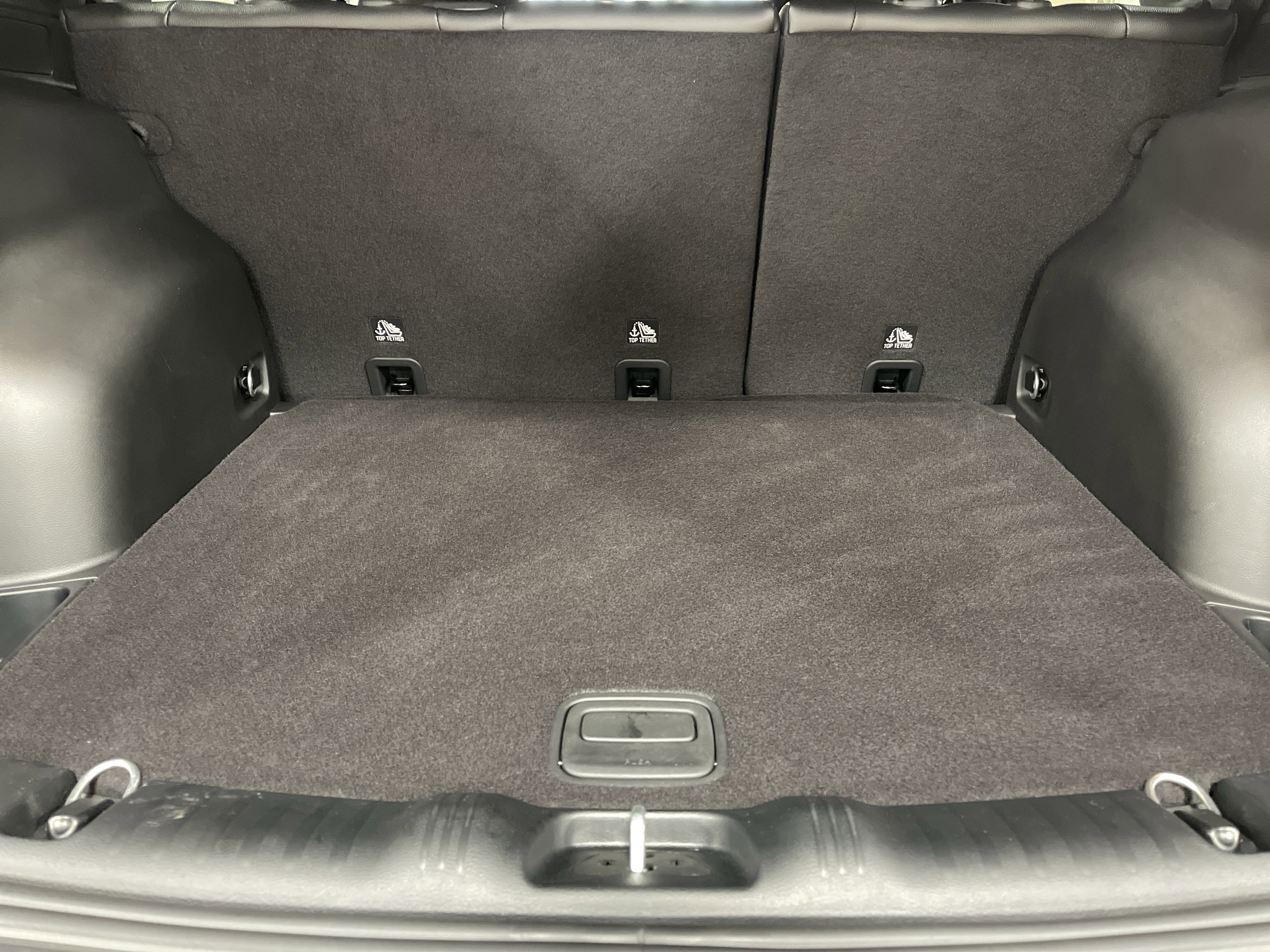 Used 2024 Jeep Compass Limited image 12