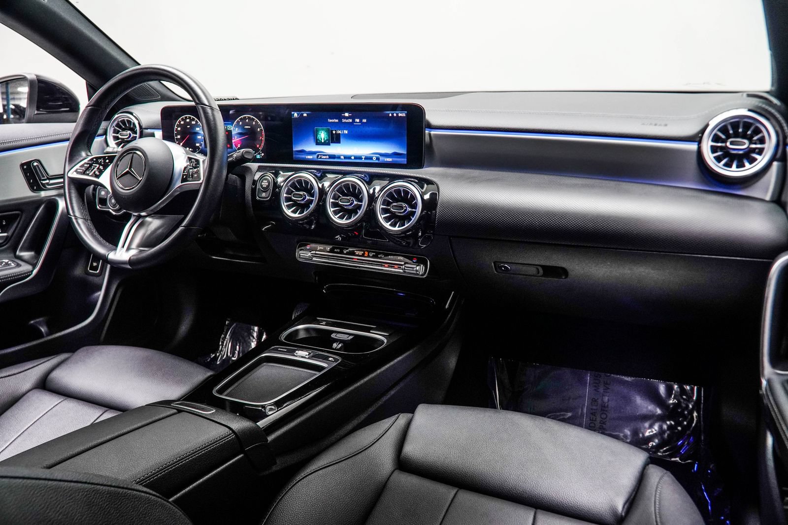Used 2025 Mercedes-Benz CLA 250 image 18