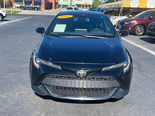 Used 2021 Toyota Corolla SE FWD image 2