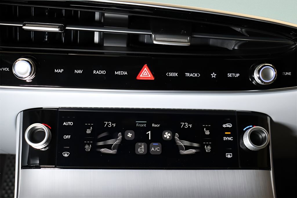 New 2026 Genesis GV70 2.5T Advanced image 22