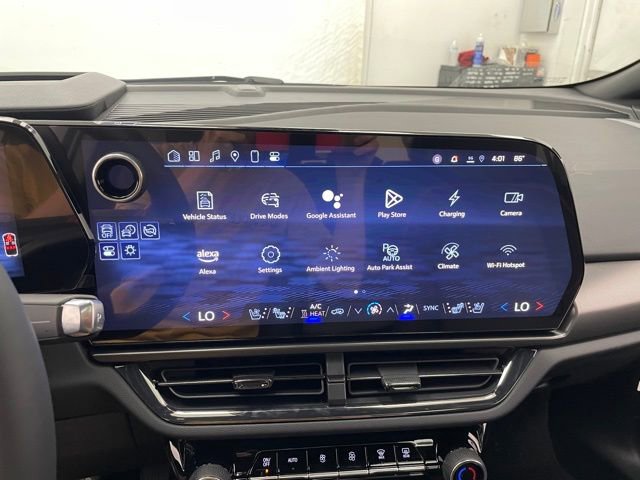 New 2025 Chevrolet Equinox EV RS image 3