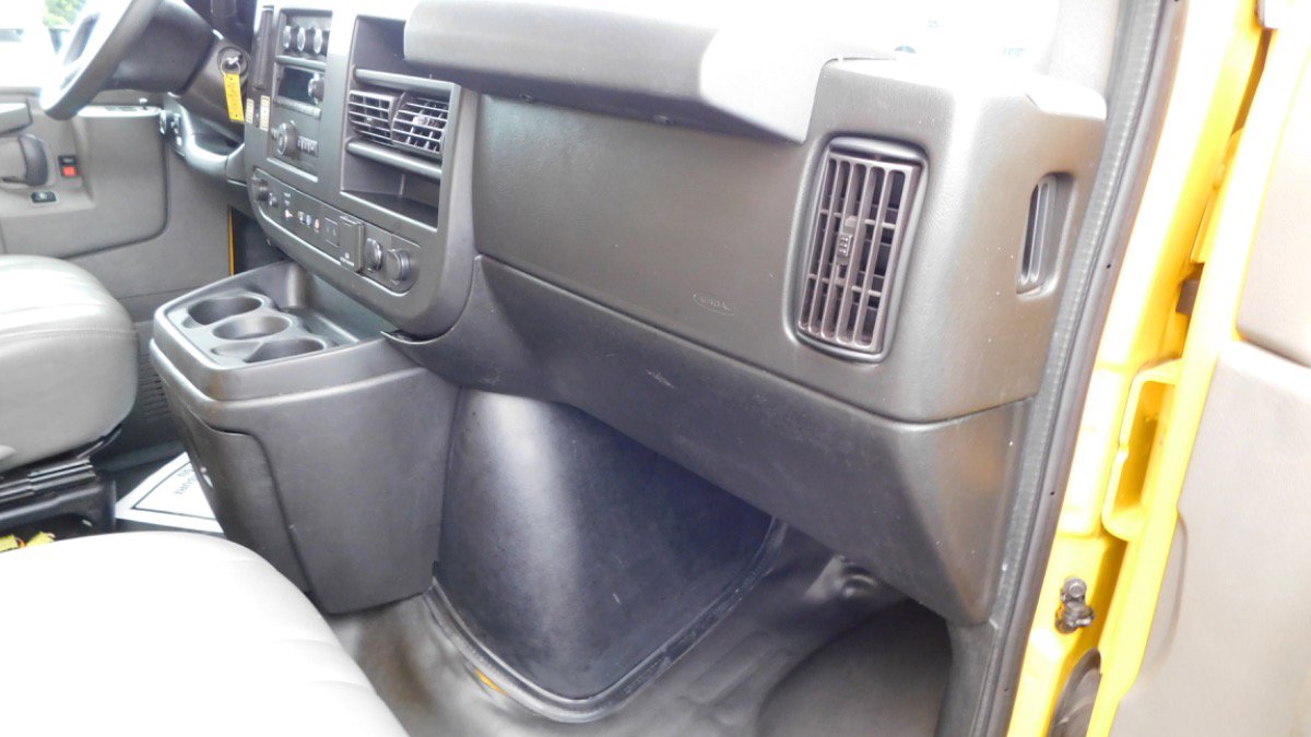 Used 2021 GMC Savana 3500 Extended w/ Power Convenience Package image 22