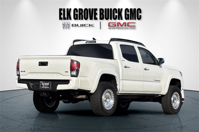 Used 2022 Toyota Tacoma Limited image 4