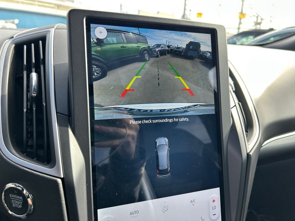Used 2022 Ford Edge ST-Line w/ Class II Trailer Tow Package AWD/4WD image 19