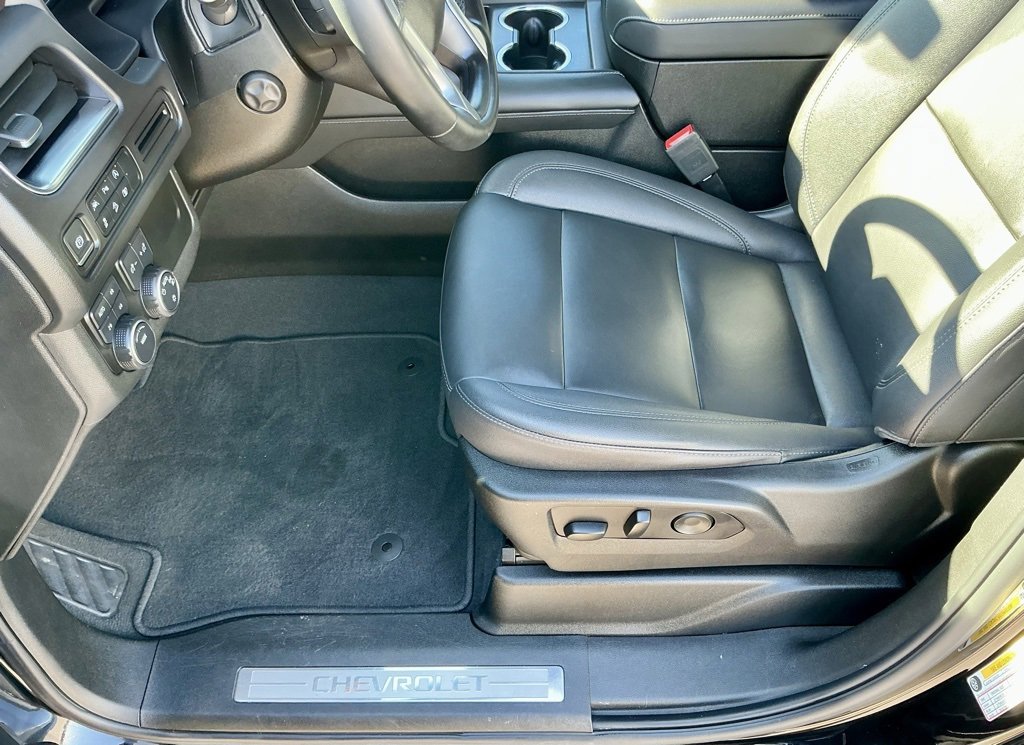 Used 2023 Chevrolet Tahoe Z71 w/ Luxury Package image 41