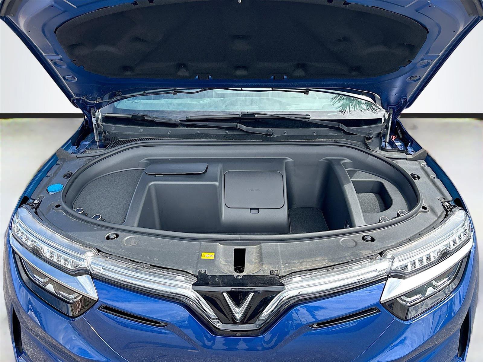 New 2025 VinFast VF 8 Plus image 30