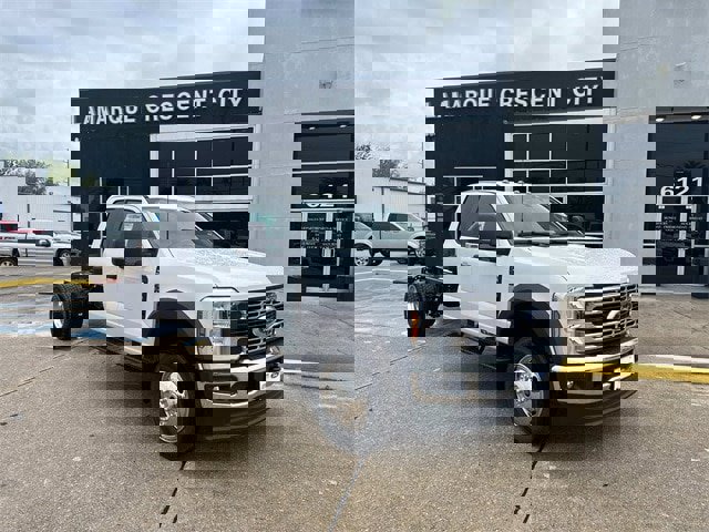 New 2025 Ford F550 4x4 SuperCab Super Duty