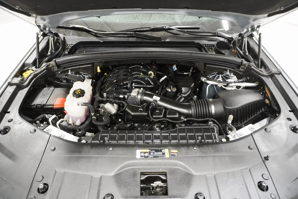 Certified 2025 Jeep Grand Cherokee Laredo w/ Luxury Tech Group I image 9