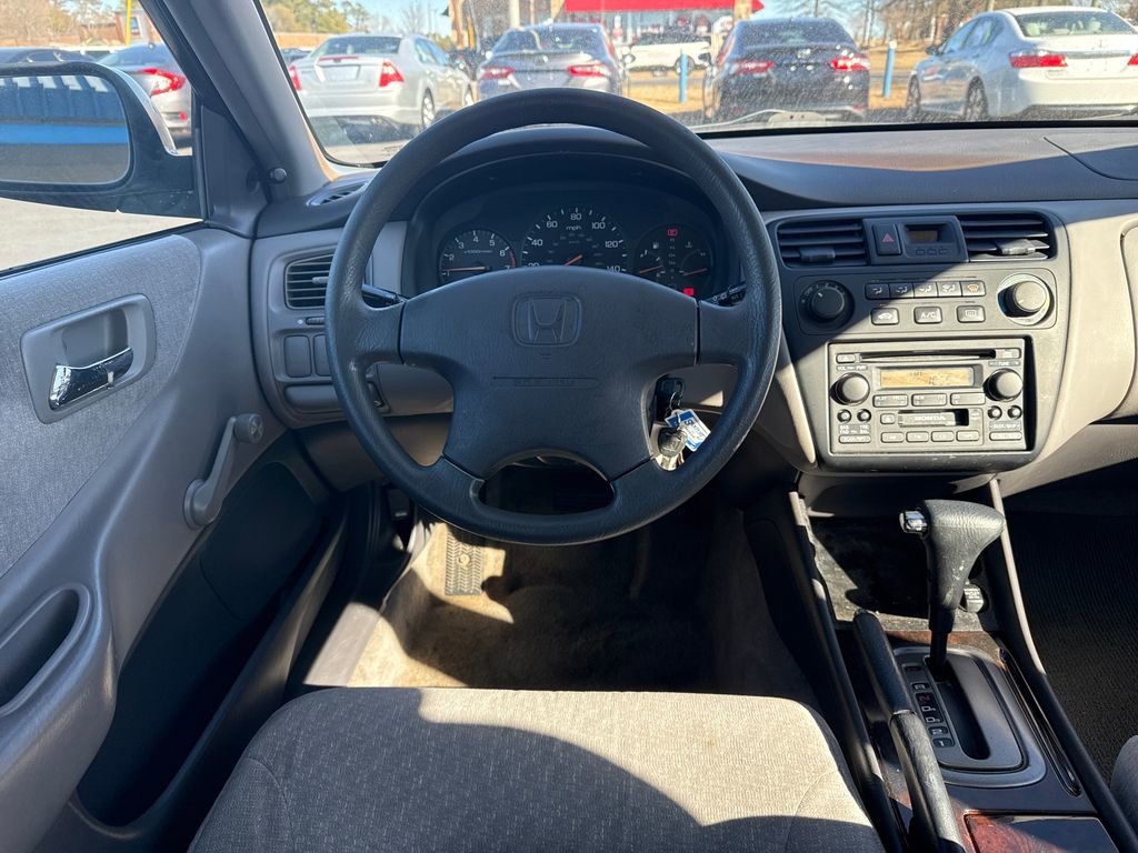 Used 2002 Honda Accord VP image 20