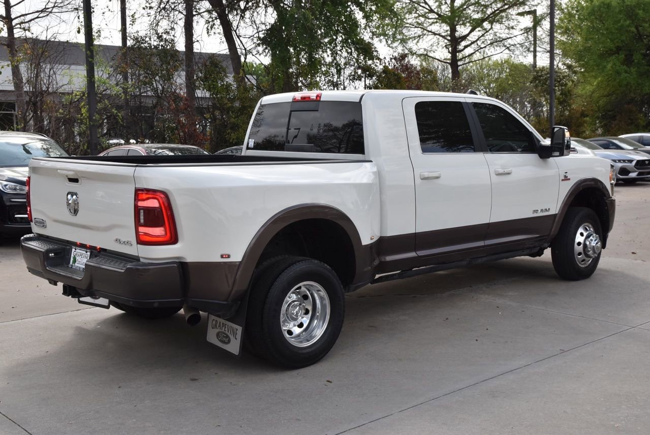 Used 2024 RAM 3500 Limited image 7