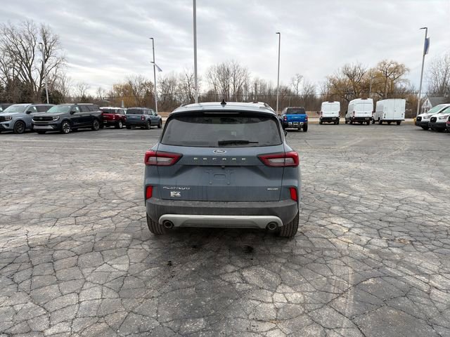 Used 2023 Ford Escape Platinum image 5