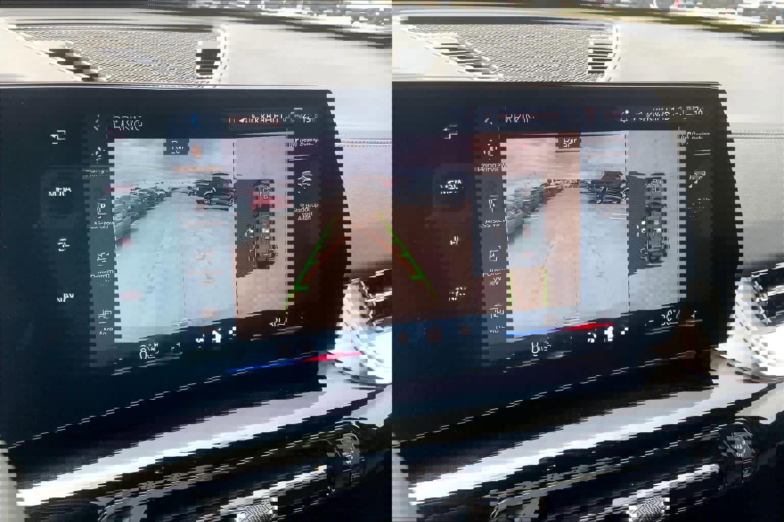 Certified 2025 BMW X2 xDrive28i image 24