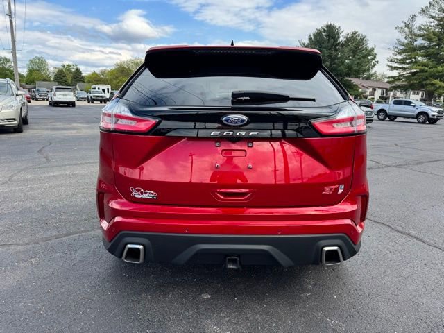 Used 2024 Ford Edge ST w/ Equipment Group 401A AWD/4WD image 12