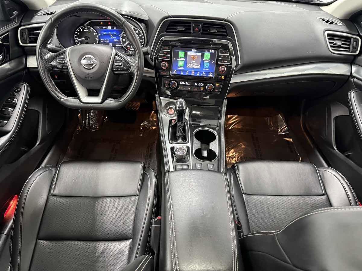 Used 2023 Nissan Maxima SL image 12