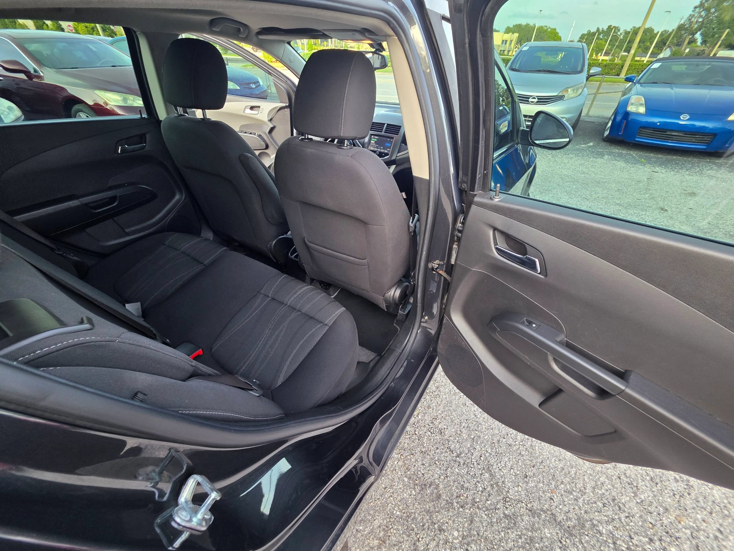 Used 2016 Chevrolet Sonic LT FWD image 18