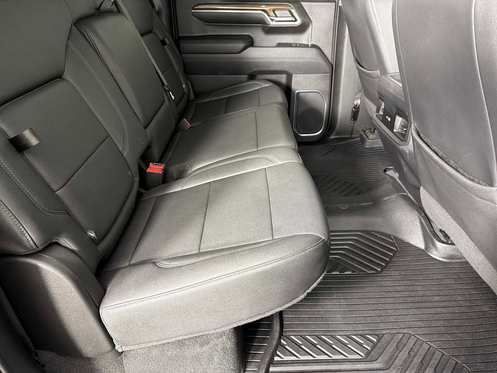 Used 2024 Chevrolet Silverado 1500 LT Trail Boss w/ LT Trail Boss Premium Package image 14