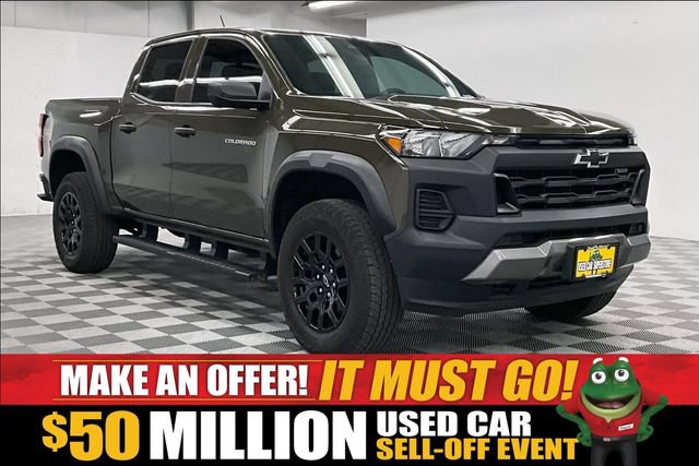 Used 2024 Chevrolet Colorado Trail Boss w/ Advanced Trailering Package