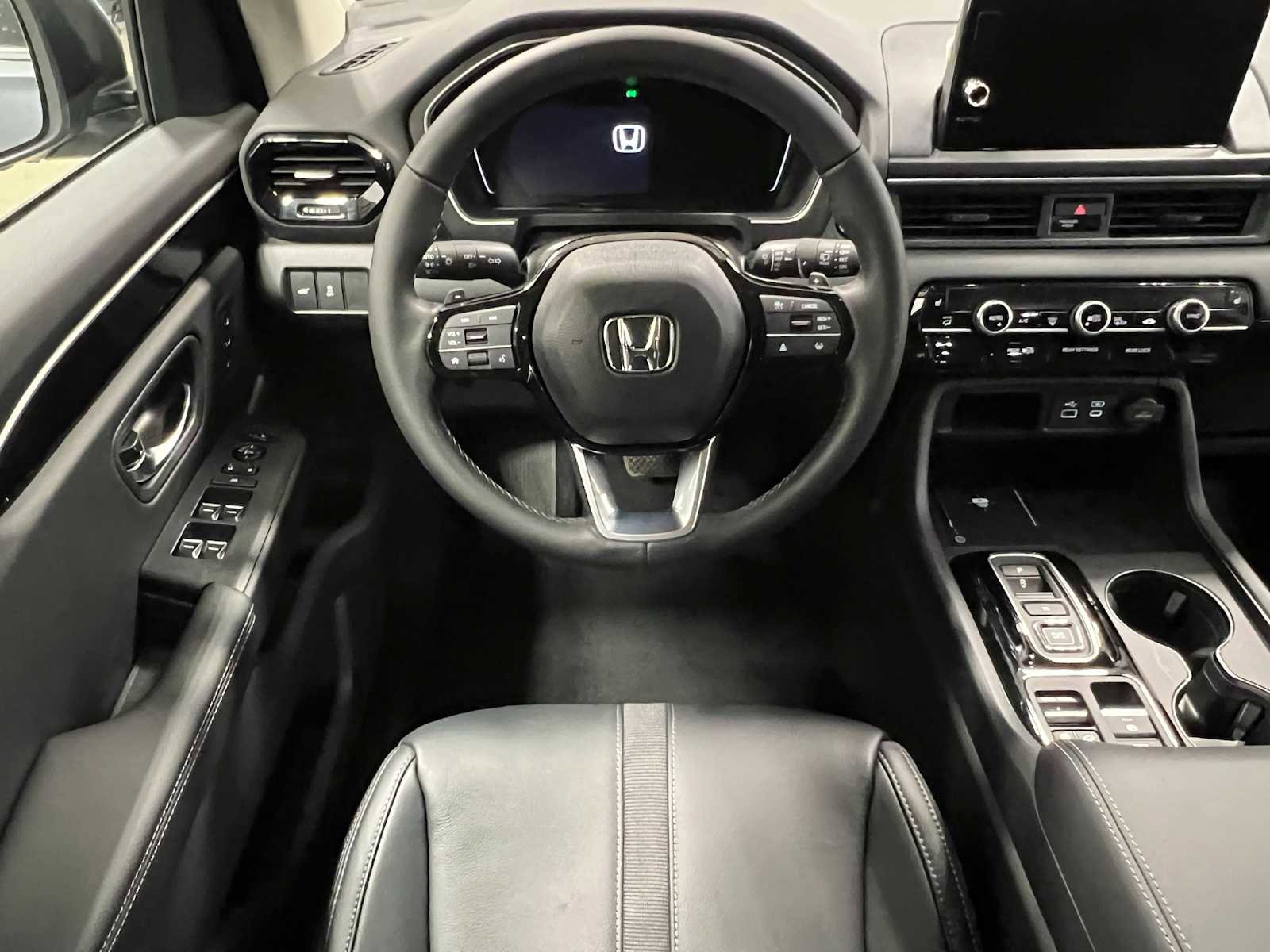 New 2025 Honda Pilot EX-L image 16