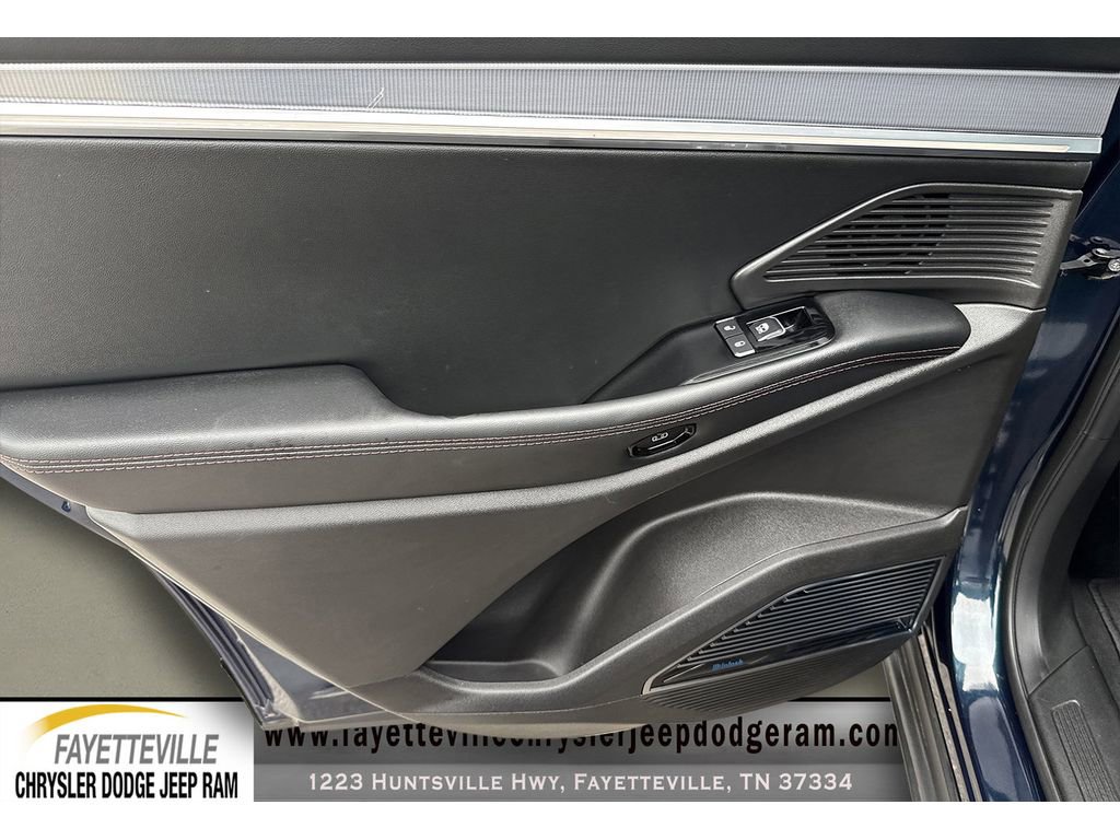 Used 2024 Jeep Wagoneer Launch Edition image 18