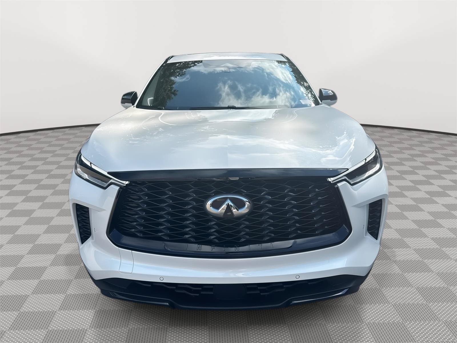 Used 2025 INFINITI QX60 Luxe w/ Black Edition AWD/4WD image 3
