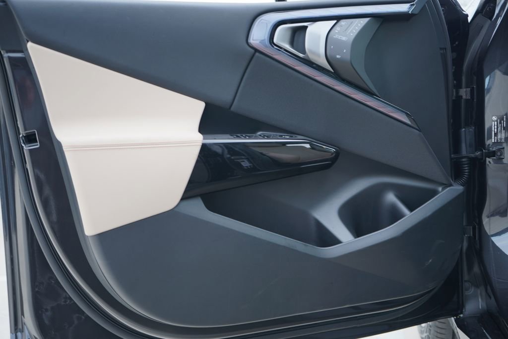 New 2026 BMW X3 xDrive30 w/ M Sport Package image 8