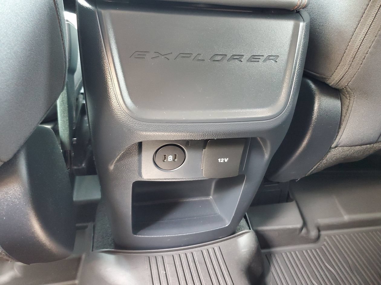 Used 2026 Ford Explorer Active RWD image 15