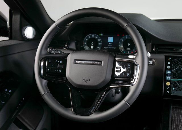 New 2025 Land Rover Range Rover Evoque Dynamic SE AWD/4WD image 12