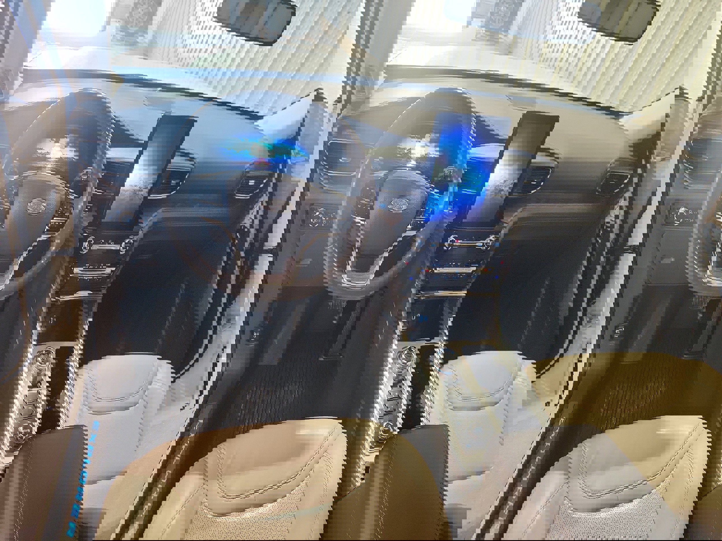 Used 2023 Ford Explorer Platinum w/ Technology Package image 14