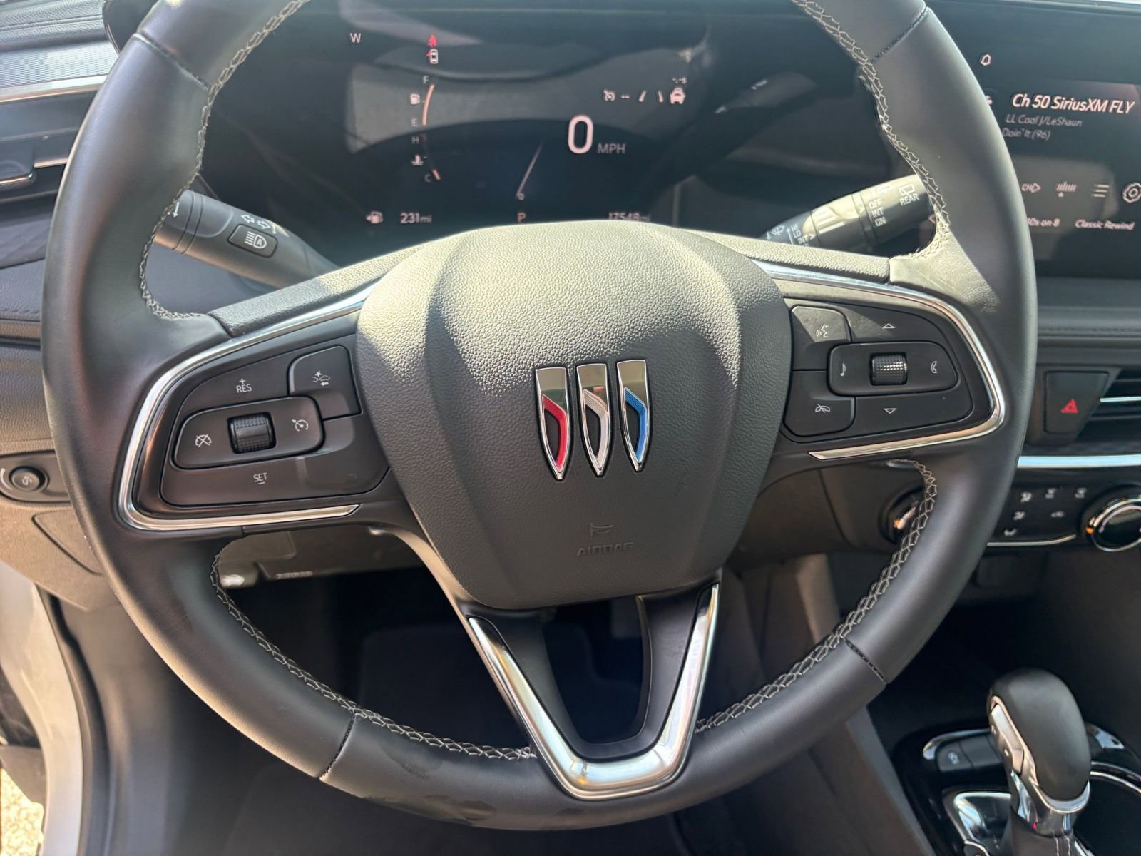 Used 2025 Buick Encore GX Preferred image 27