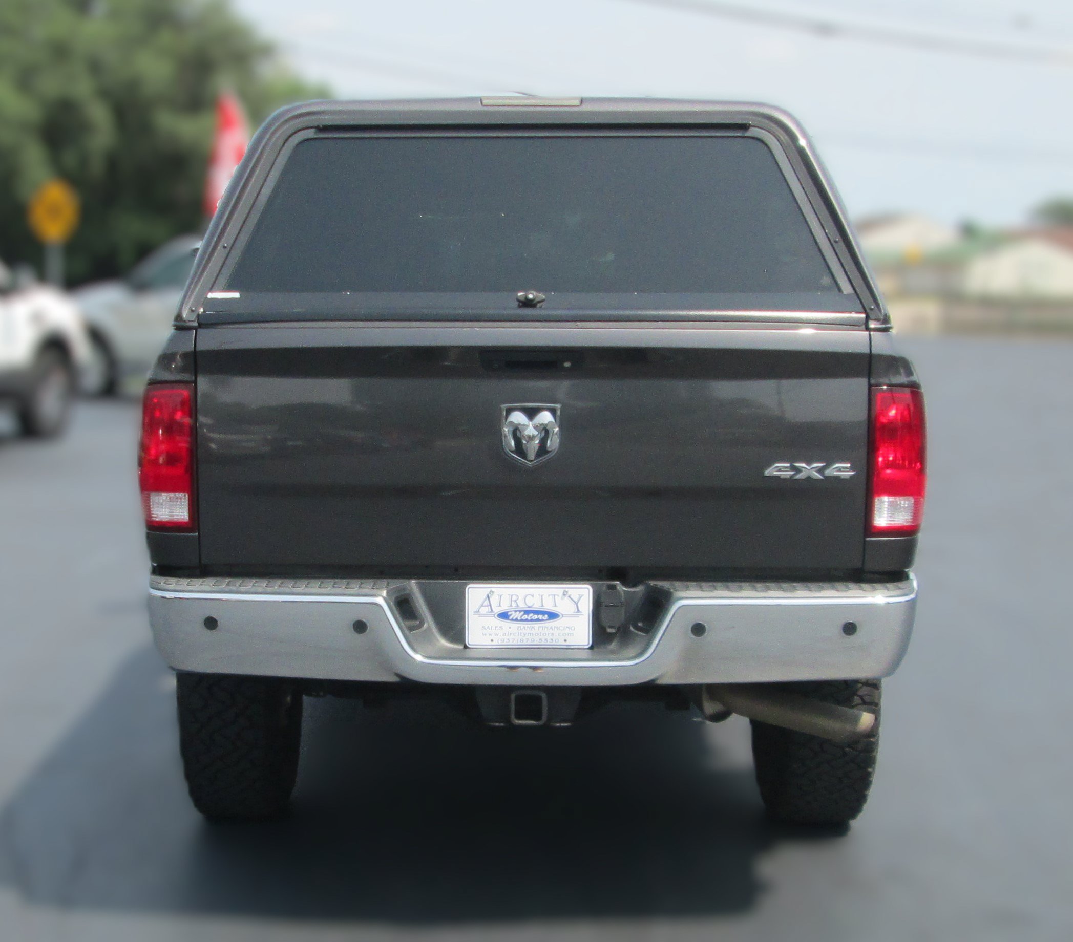 Used 2018 RAM 2500 Tradesman w/ Chrome Appearance Group AWD/4WD image 8