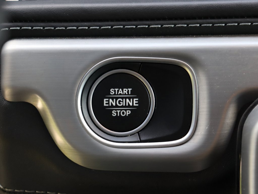 Used 2023 Mercedes-Benz G 550 image 29