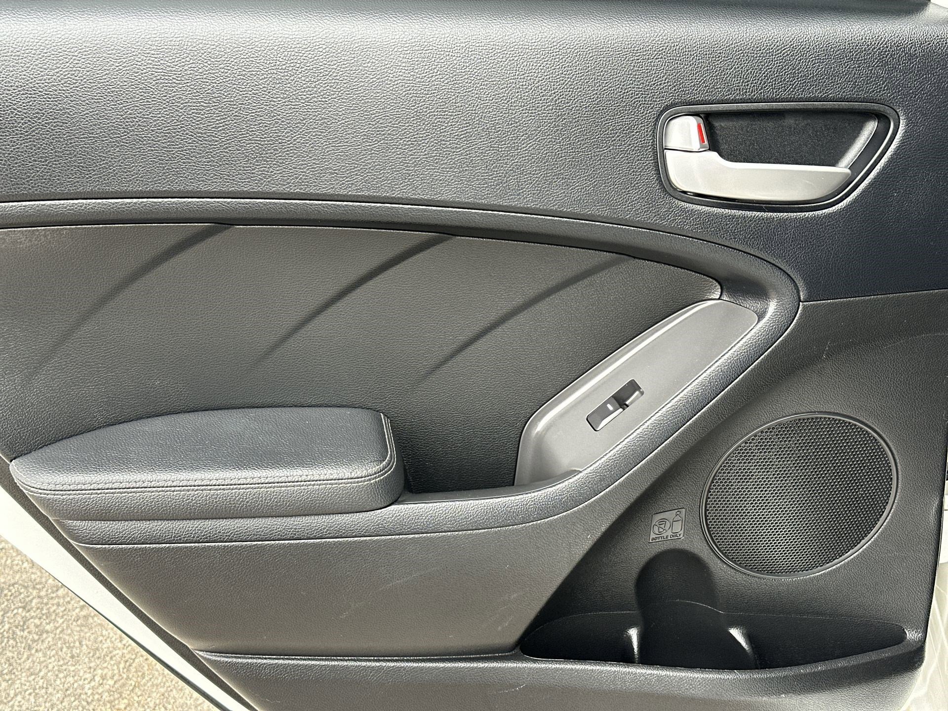 Used 2018 Kia Forte LX image 29