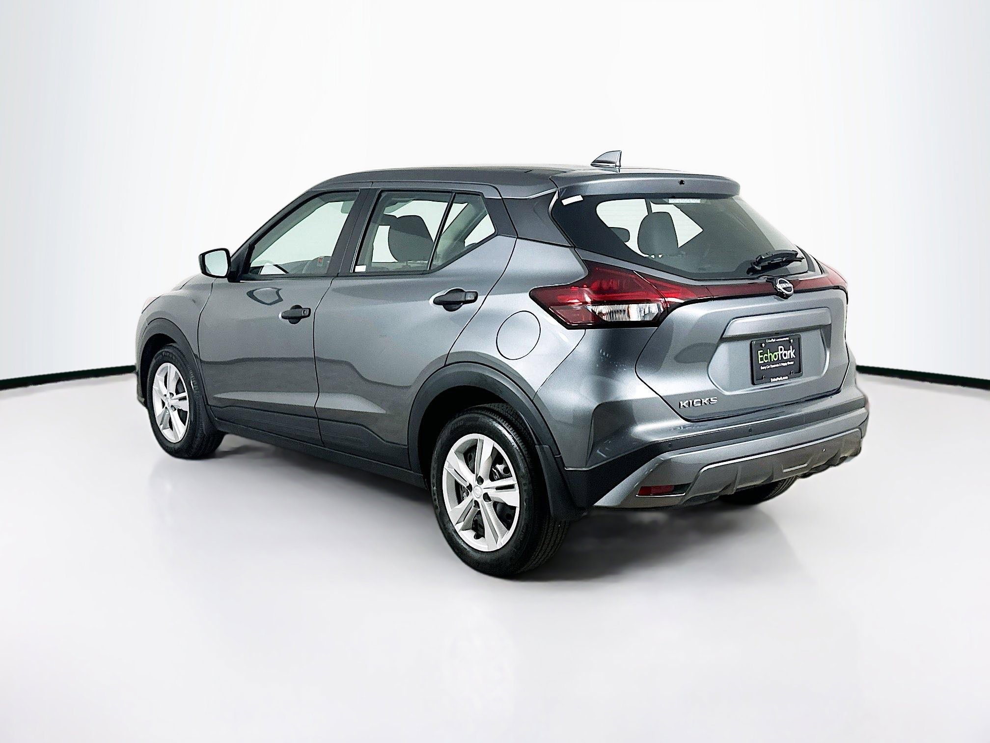 Used 2024 Nissan Kicks S image 5