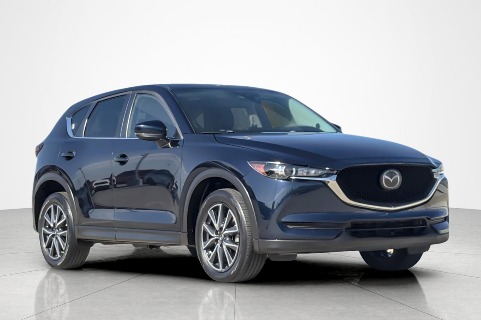 Used 2018 MAZDA CX-5 Touring w/ Preferred Equipment Package AWD/4WD image 7