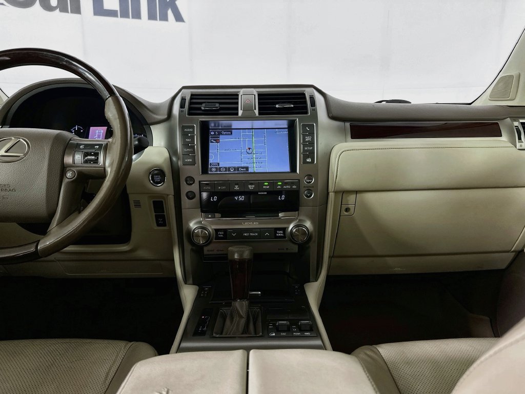 Used 2017 Lexus GX 460 Premium AWD/4WD image 29