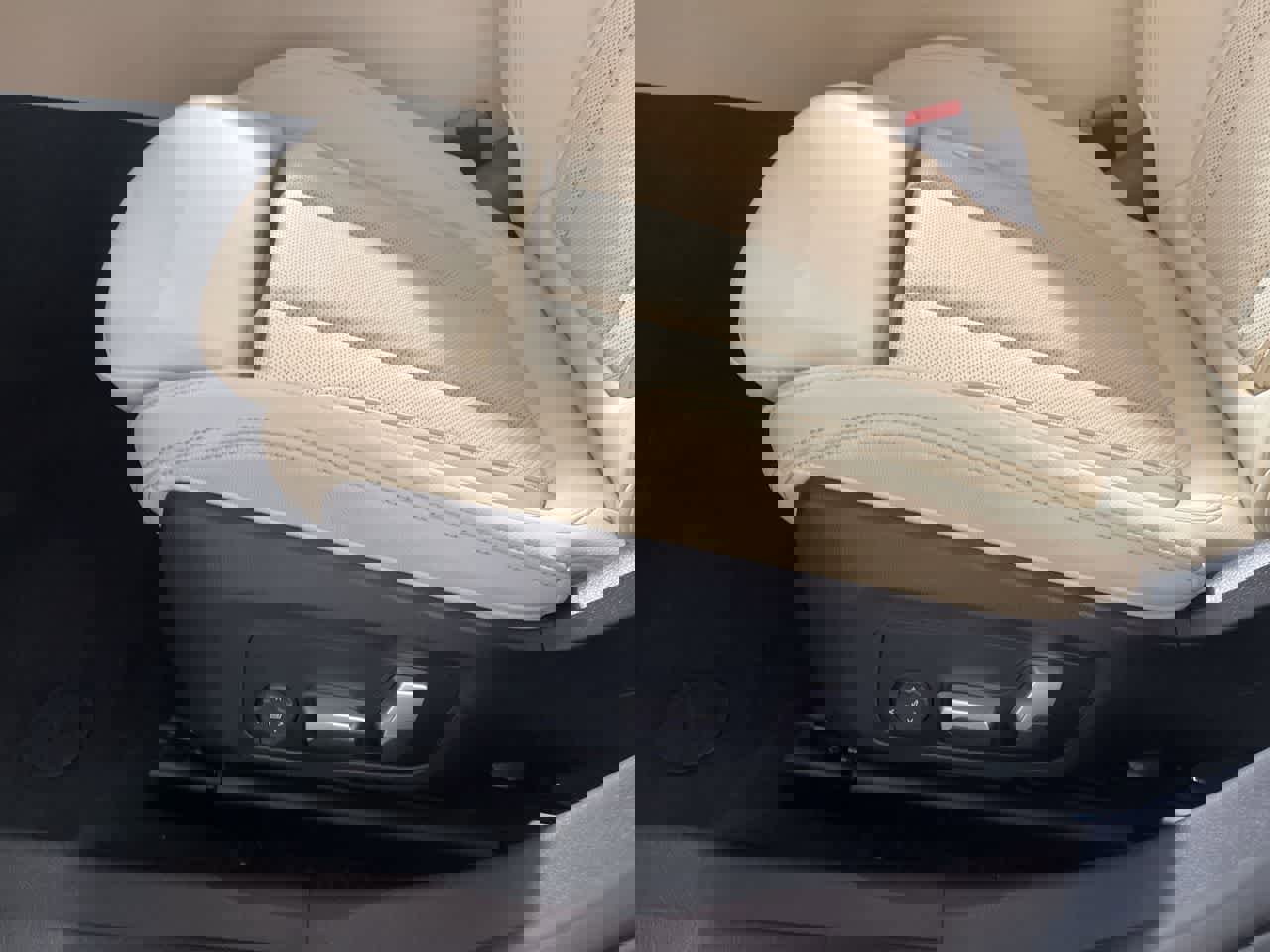 Used 2023 BMW 330i xDrive Sedan w/ Driving Assistance Package image 10