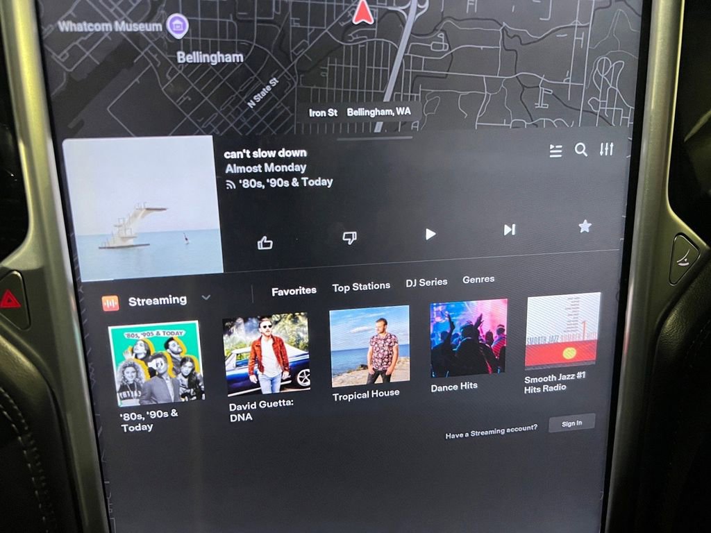 Used 2018 Tesla Model X 75D AWD/4WD image 29